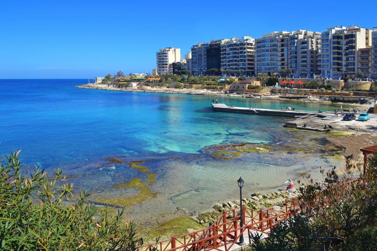 Luxury Apartment Inc Pool & Views Sliema Ngoại thất bức ảnh